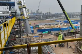 800吨大吊完美完成最后任务，献礼中共二十大胜利召开！视频封面