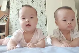 6个月的宝宝还不会翻身，捉急呀！！臭宝们加油呀！！！视频封面