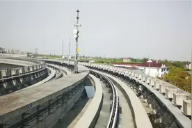 无人驾驶胶轮地铁