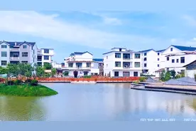 惊艳！浙江福建和江西三省交界处，大山里居然有这么美的小山村！视频封面