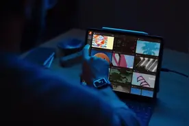 最新爆料的 16英寸苹果 iPad Ultra即将发布，可以丢弃你的笔记了视频封面
