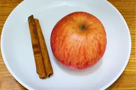冬天，我常用苹果搭配这一物煮茶喝，脾胃不寒凉，舒服一整冬视频封面