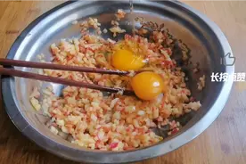 苹果里打入两个鸡蛋，瞬间变成减肥主食，坚持一个月回到90斤！