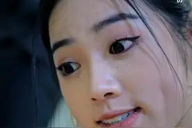 千金大小姐结婚当天，被妹妹狠心推下楼
，千金大小姐决定反击视频封面