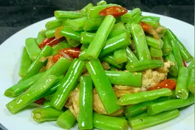 四季豆炒蛋，好吃的家常下饭菜，清甜脆爽，翠绿不变色，不发黄。