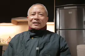 大衣哥事件为什么越炒越热，是什么人在背后兴风作浪。值得人们深视频封面