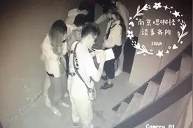 南京嗯啊密室逃脱-重庆红衣男孩