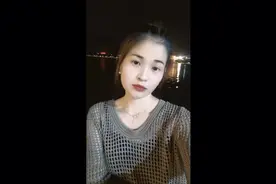 一个单亲妈妈带两个娃的生活，很迷茫，无助，但是还要坚强面对视频封面