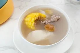 广东靓汤：栗子玉米排骨汤，栗子搭配这些食材煮，营养又好喝视频封面