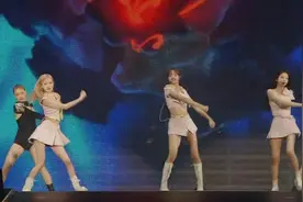 演唱会：韩国第一美少女团Blackpink组合2023日本大阪演出现场。视频封面