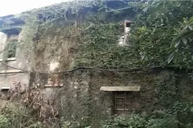 探秘始建于清朝末年的安庆饮马塘监狱办公楼视频封面
