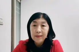 资深名师分享初中历史满分妙招，时间主线加七要素法则。