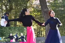 经典之舞精彩之作~两位美女老师双人舞《卓玛》北京魅力朵朵舞队视频封面