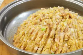 酸菜馅饺子好吃的关键靠调馅！4步秘诀告诉您，包包子烙馅饼都香
