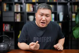80块钱的运动鞋，穿坏了退钱，净赚300万，这个点子你该借鉴一下视频封面