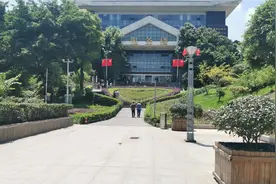 重庆普遍7000一个月，这里却高达2万，但是为什么都不愿意过来？视频封面
