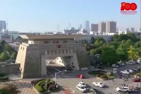 985国防科大，免学费毕业包分配，那为什么很多人却不选择报考呢视频封面