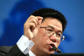 专家建议放开限制让富人消费买房，刚需撑不起救楼市大任！视频封面