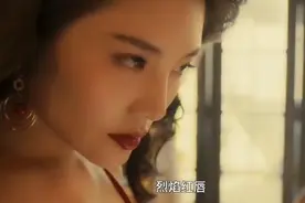 美女特工剪刀腿杀死了黑绑老大视频封面