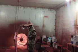 喷漆工一个月15000 ，只有一个排风扇 ，这样的条件你愿意做吗视频封面