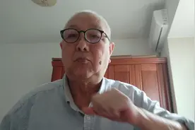 谈谈我今医药etf的收益操作过程。谨供粉丝朋友参考。视频封面