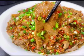 80岁老厨师传授的猪肝新吃法，鲜香滑嫩入味好吃，上桌被家人吃光