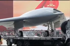 惊艳西方GJ-11隐身无人机视频封面