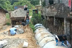 为什么要把农村的老房子修好，因为农村适合养老，这里的人长寿视频封面