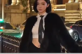 黑丝美女合集视频封面