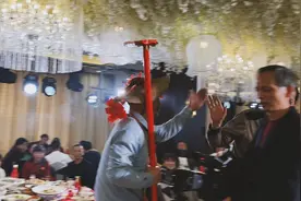 记录闹婚礼日常，乡村习俗，舅舅舅妈扒灰，装瞎子🧐