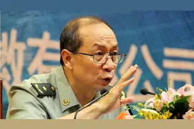 金一南将军：美军为什么尊敬中国军人?因为交过手，吃过亏视频封面