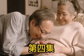 70岁迎来生命中的第一个孩子，这个新手宝妈为何瞬间崩溃了视频封面