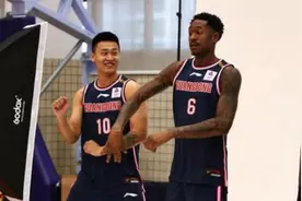 据报道，威姆斯和马尚完成续约，恭喜广东队，提前锁定四连冠视频封面