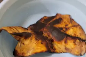 青椒炒猪头皮，这玩意好吃是好吃，就是有点费酒#深漂