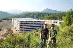 走访福建武平县即将投入使用的高楼养猪场视频封面