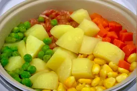 学会这个懒人焖饭，再也不用炒菜了，饭菜一锅出，简单方便又美味