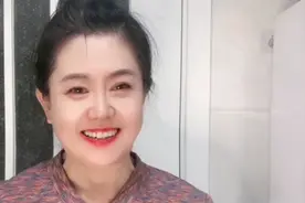 办理健康证持证上岗健康证是做钟点工首要条件视频封面