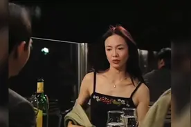 二十多年前MissMo的披肩穿搭放到现在都不过时，好好看视频封面