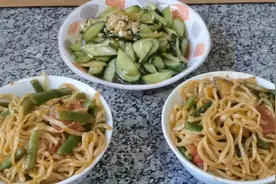 华枝春满，天心月圆，绚烂至极，归于平淡，这便是极致的人生。视频封面