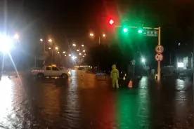 第一时间北京顺义石园大雨现场视频封面
