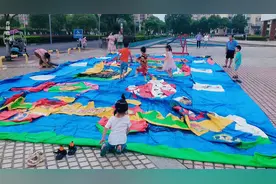 萍乡小伙实拍充气城堡全过程