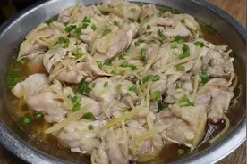 简单又健康的姜汁蒸鸡，🐔鸡肉鲜嫩又没有腥味，汤汁浓郁视频封面