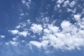 春天的澳洲早已是夏日风情，海边商业小街，充满青春气息……视频封面