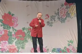 八十二岁的任宏恩老师在禹州市狮子口村演唱:春风吹的人心醉。视频封面