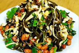 海带和豆腐皮做开胃菜，爽滑劲道又入味，下饭又下酒，减脂更营养视频封面