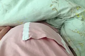 我们的二人世界，即将迎来“小三”的到来。一个身体，两个心跳💓视频封面