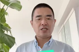 阿姨貌美如花，倾国倾城，小伙儿这样夸，让阿姨拿什么报答你