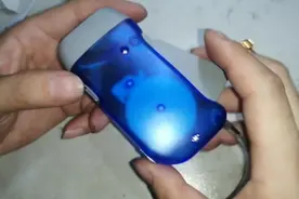 拆解一只按压式自发电的手电筒视频封面