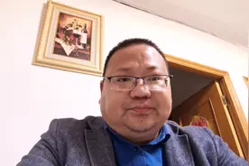 著名作家刘信达要求郭德纲给曹云金一个道歉视频封面