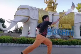 广西画家展示民间实战大刀，没有花俏动作，直击敌人要害招招致命视频封面